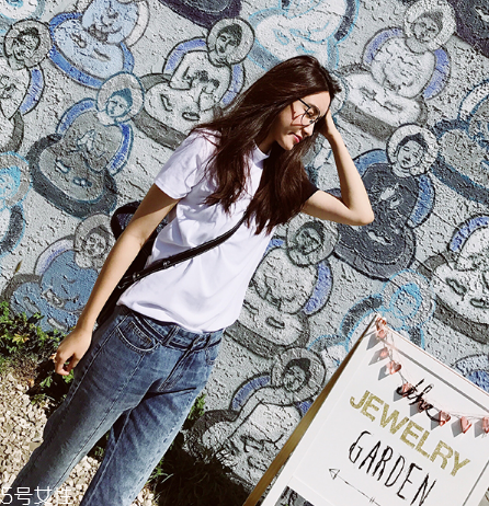 牛仔褲用熱水還是冷水洗？熱水洗會縮水嚴重