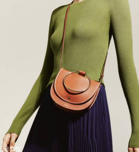 theory包包多少錢(qián)？超有質(zhì)感的輕奢品牌