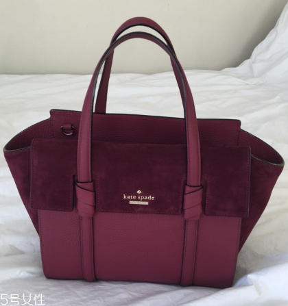 kate spade是真皮嗎？喚醒你的時尚嗅覺