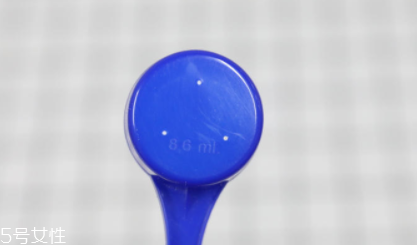 愛他美奶粉哪個(gè)版本好？白金版表現(xiàn)出色