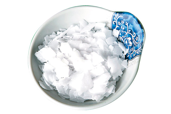 皮蛋和咸鴨蛋的區(qū)別 在家腌制好簡單 皮蛋和咸鴨蛋的區(qū)別 在家腌制好簡單