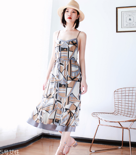 文藝清新風(fēng)怎么搭配？靜謐恬淡的優(yōu)雅氣質(zhì)