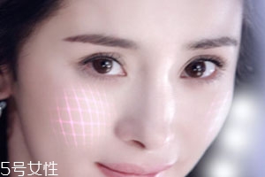 雅詩蘭黛線雕精華素怎么用？官方按摩圖效果最佳