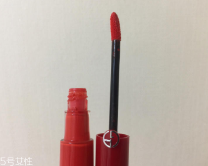 阿瑪尼401和402哪個好看？401黃皮摯愛