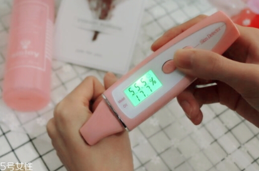 sisley希思黎花香潤(rùn)膚水評(píng)測(cè) 肌膚像花朵一樣綻放 sisley希思黎花香潤(rùn)膚水評(píng)測(cè) 肌膚像花朵一樣綻放