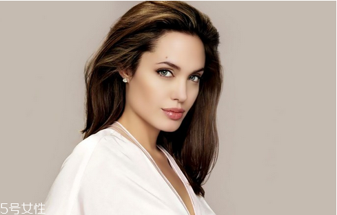 2022豆沙色口紅哪個(gè)牌子最火 經(jīng)典不過(guò)時(shí) 2022豆沙色口紅哪個(gè)牌子最火 經(jīng)典不過(guò)時(shí)