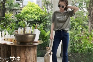 牛仔褲刷白了怎么辦？牛仔褲變白很難恢復(fù)