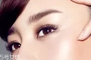 怎么化標(biāo)準(zhǔn)眉？三點(diǎn)法打造親和眉形