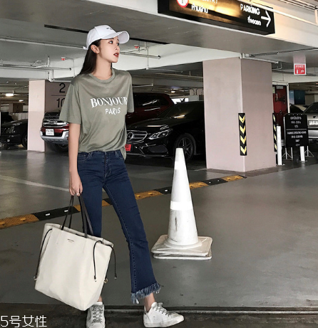 胖人適合穿牛仔褲嗎？選對版型誰都可以穿