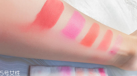 曼丹保濕卸妝水怎么樣？防水口紅卸不掉