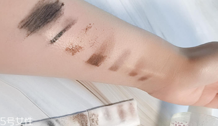 曼丹保濕卸妝水怎么樣？防水口紅卸不掉