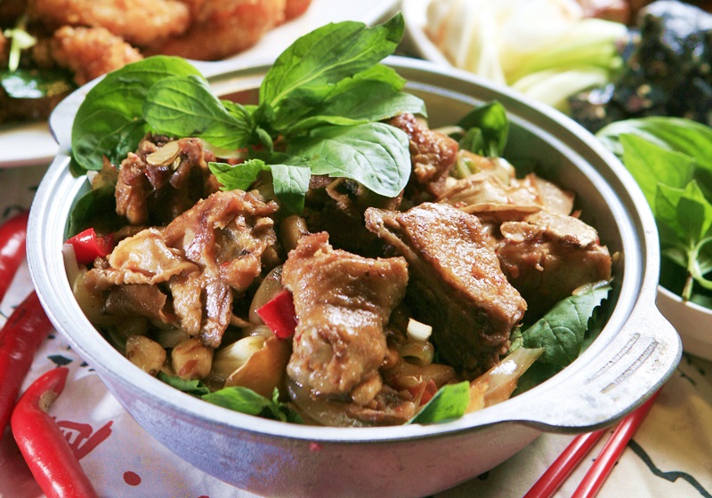 三杯雞的做法哪三杯 三杯雞的三杯是什么意思 三杯雞的做法哪三杯 三杯雞的三杯是什么意思