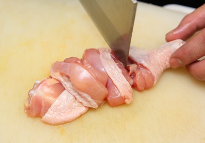 三杯雞的做法哪三杯 三杯雞的三杯是什么意思 三杯雞的做法哪三杯 三杯雞的三杯是什么意思