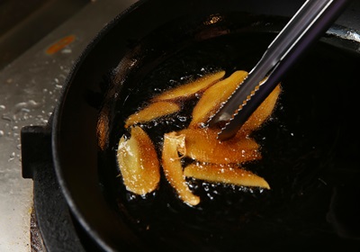 三杯雞的做法哪三杯 三杯雞的三杯是什么意思 三杯雞的做法哪三杯 三杯雞的三杯是什么意思