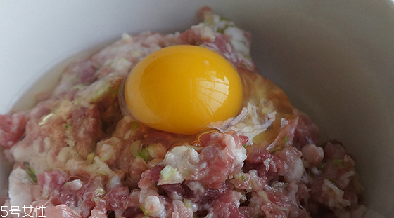 香椿水餃怎么做好吃？超詳細(xì)香椿豆腐餃子做法