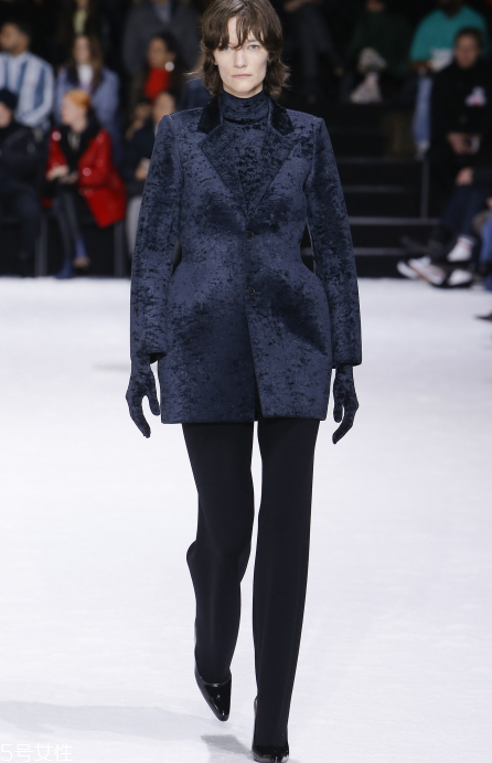 balenciaga巴黎世家2018秋冬系列好看嗎_有哪些款式？