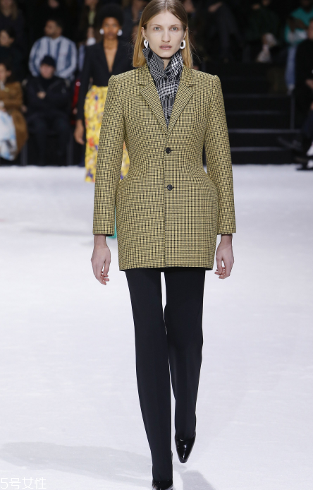balenciaga巴黎世家2018秋冬系列好看嗎_有哪些款式？
