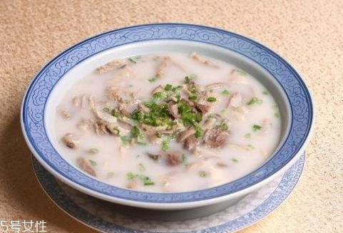 羊肉湯為什么不白 奶白羊肉湯技巧 羊肉湯為什么不白 奶白羊肉湯技巧