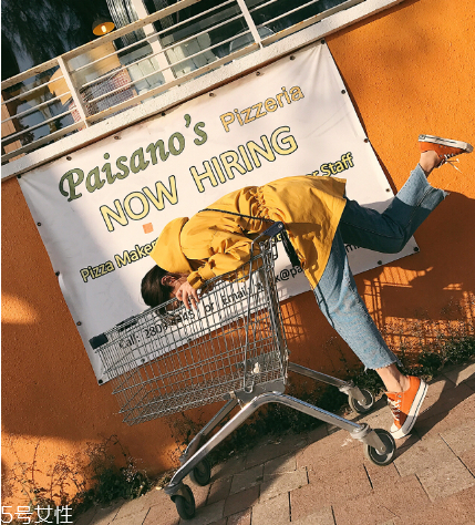 牛仔褲發(fā)霉了怎么洗掉？清洗霉斑小妙招