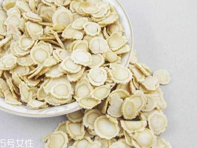 西洋參會(huì)推遲月經(jīng)嗎？這個(gè)是有可能的