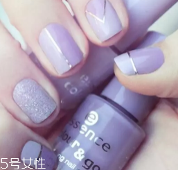 綠色指甲油顯手黑嗎？反光深綠色適合黃皮