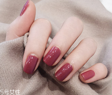 撕拉水性指甲油怎么用？涂后4-6小時不要碰水