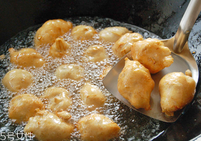 墨魚怎么處理才能清洗干凈 墨魚怎么處理才能清洗干凈