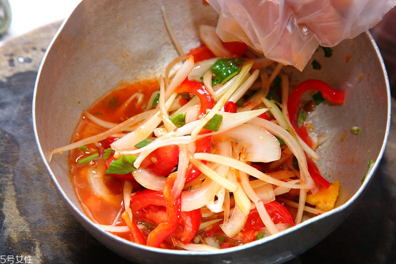 墨魚怎么處理才能清洗干凈 墨魚怎么處理才能清洗干凈