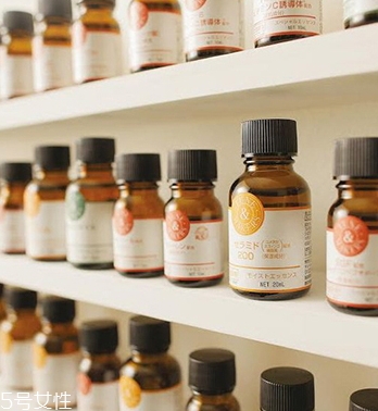 熊果素白天能用嗎？熊果素的作用