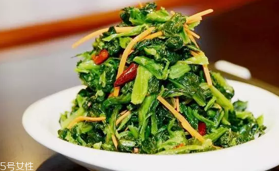 油菜怎么炒不苦？焯水能去掉苦味