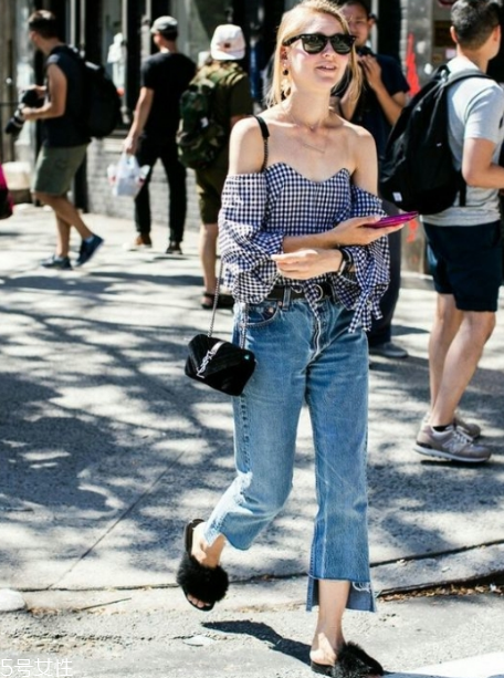 今年流行什么樣的牛仔褲？三大元素一定要有