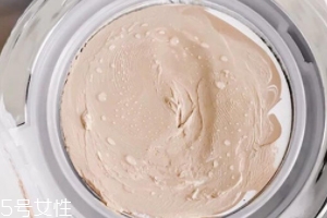 age20s氣墊適合油皮嗎？超多水珠油皮親媽