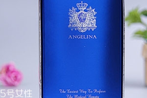 傳明酸和煙酰胺哪個(gè)好？可以一起用嗎