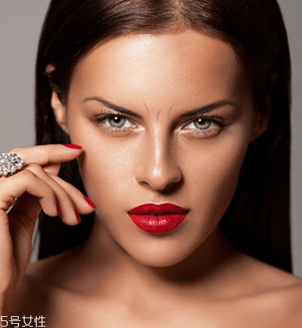 川字紋可以打玻尿酸嗎？不是最佳選擇