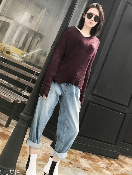 牛仔褲褲腿太緊怎么辦？這樣就解決了