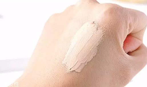 遮瑕液可以遮痣嗎？ 捷克dermacol遮瑕液遮痣測試