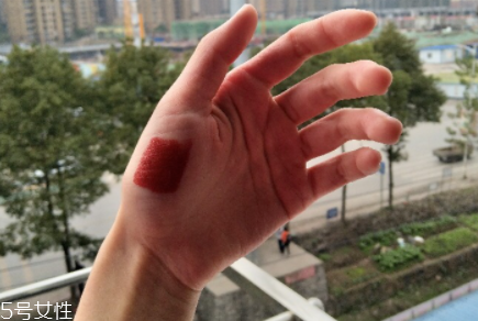 mac chili什么顏色？偏橘色調(diào)