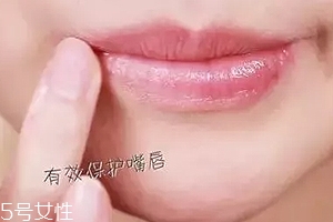 口紅干了嘴脫皮怎么辦？4步打造水潤雙唇