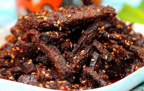 牛肉干不能和什么一起吃 相克食物 牛肉干不能和什么一起吃 相克食物