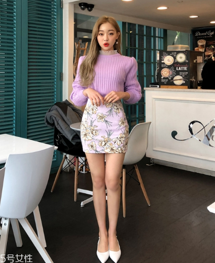 紫色毛衣怎么搭配？輕松駕馭流行色