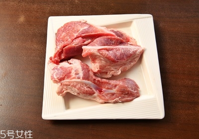 鹵排骨的做法及配料 2大美味關(guān)鍵 鹵排骨的做法及配料 2大美味關(guān)鍵