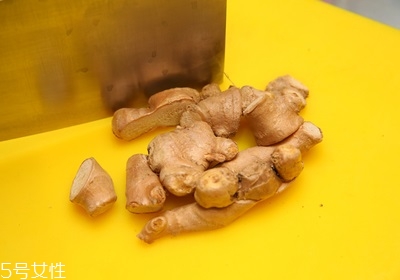 鹵排骨的做法及配料 2大美味關(guān)鍵 鹵排骨的做法及配料 2大美味關(guān)鍵