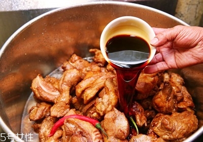 鹵排骨的做法及配料 2大美味關(guān)鍵 鹵排骨的做法及配料 2大美味關(guān)鍵