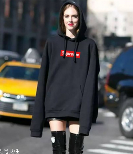 男生喜歡女生穿什么風(fēng)格衣服？男生不能抵擋的穿衣風(fēng)格