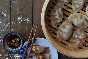 餃子餡用豬的哪塊肉好？前腿肉是餃子餡首選