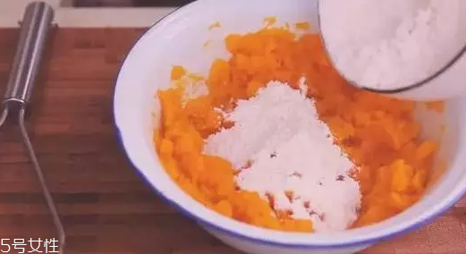 餃子皮怎么做最軟？4個(gè)小妙招讓餃子皮又軟又勁道