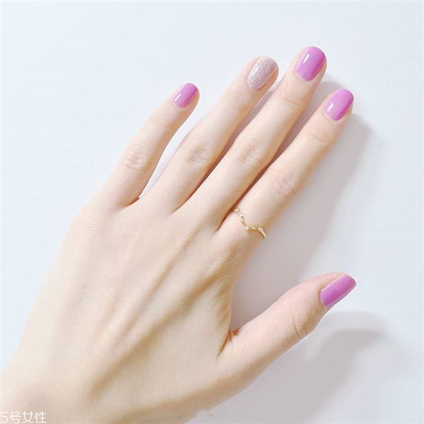 2022春天適合什么顏色美甲 純色系列顯手白的美甲圖片 2022春天適合什么顏色美甲 純色系列顯手白的美甲圖片