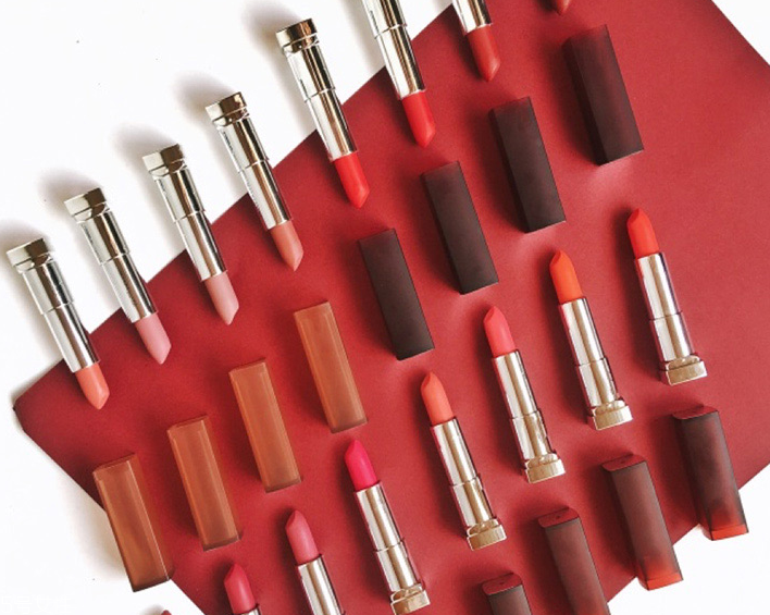 啞光口紅什么顏色好看？鐵銹紅適合黃皮的氣質(zhì)色