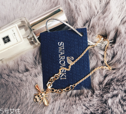 施華洛世奇小蜜蜂手鏈多少錢？