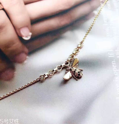 施華洛世奇小蜜蜂手鏈多少錢？